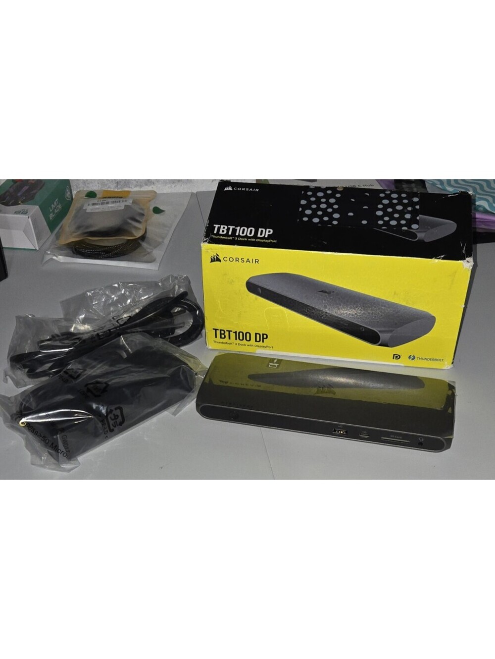 Corsair TBT100 DP Thunderbolt 3 Dock Never Used